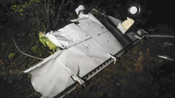 Mueren 4 personas en accidente aéreo en Colombia