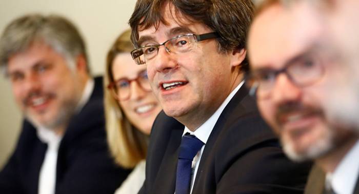 El partido de Puigdemont plantea la investidura de un "presidente provisional"