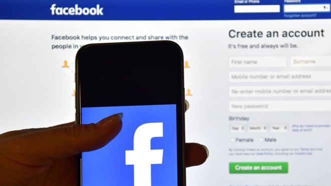 Facebook privacy: Survey suggests continuing US loyalty