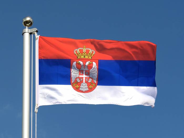 Serbie: les autorités interdisent l