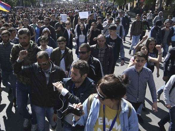 Protesters in Yerevan demand mayor’s resignation