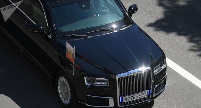 Publican imágenes del interior del nuevo automóvil de Putin (fotos)