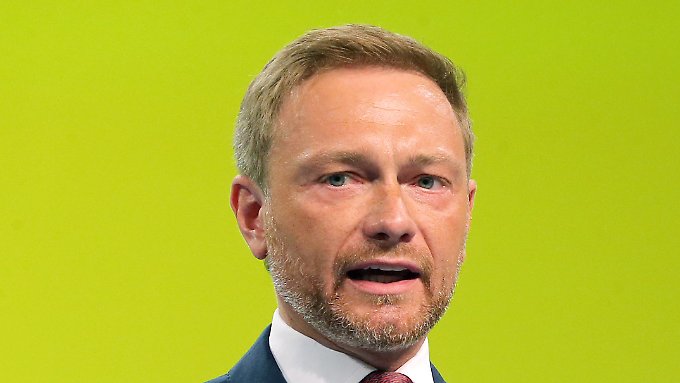 Lindner arbeitet sich an Merkel ab