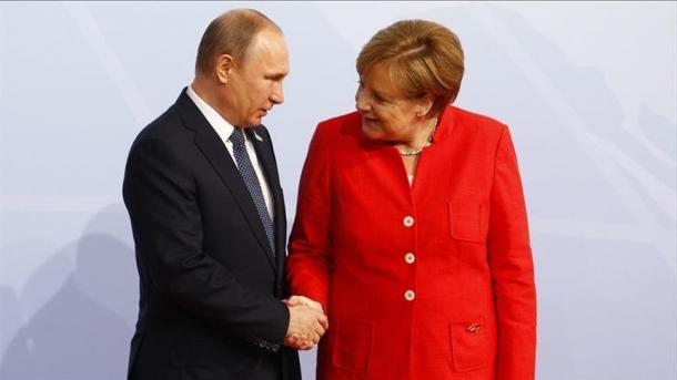 Merkel und Putin sprechen über internationale Krisen