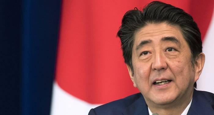 Primer ministro japonés hablará con la tripulación de la EEI durante su visita a Rusia