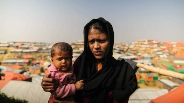 Nacer refugiado, la realidad a la que se enfrentan cada día 60 niños rohingya
 