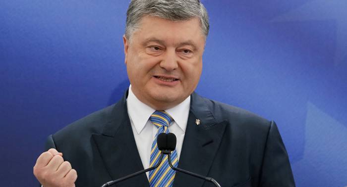 Poroshenko signs decree recalling Ukrainian representatives from CIS bodies