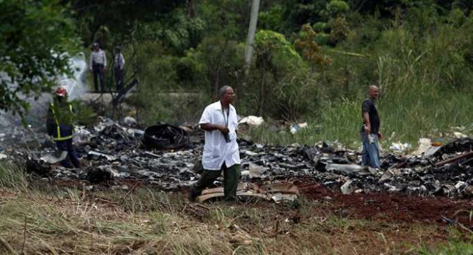 México confirma la muerte de siete nacionales en el accidente aéreo en Cuba