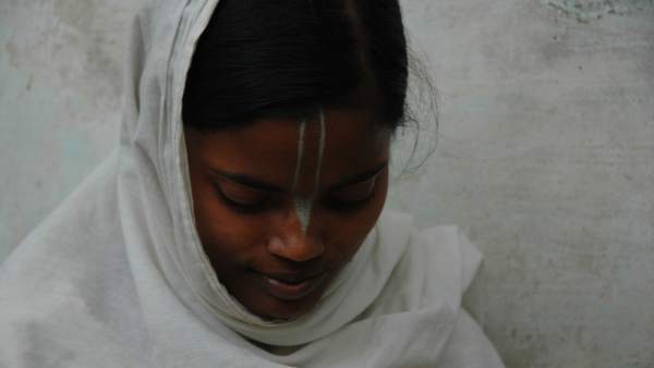 Detenido en la India por abusar de su hija y justificar "ser normal en todas las familias"
 