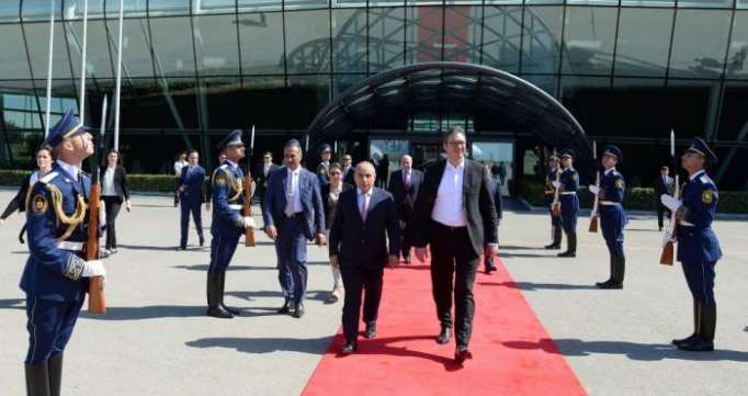 Le président serbe termine sa visite officielle en Azerbaïdjan