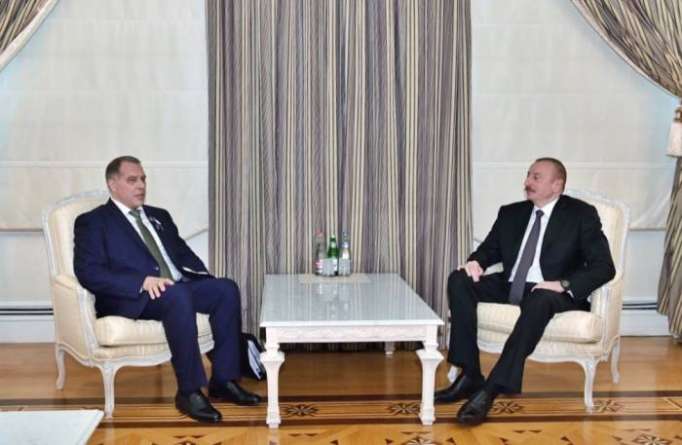 Ilham Aliyev recibe al Secretario General de FPEG