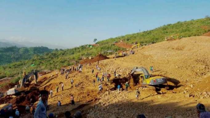 Birmanie: 17 morts dans un glissement de terrain