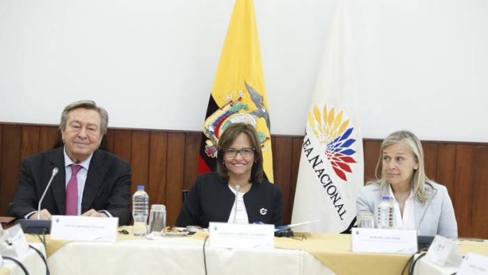 Eurodiputados se comprometen a apoyar pedido de Ecuador para eliminar visado Schengen