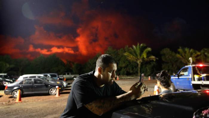 El volcán Kilauea expulsa más lava que devora todo a su paso (VIDEO)