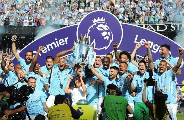 Manchester City lifts Premier League trophy as celebrations kick