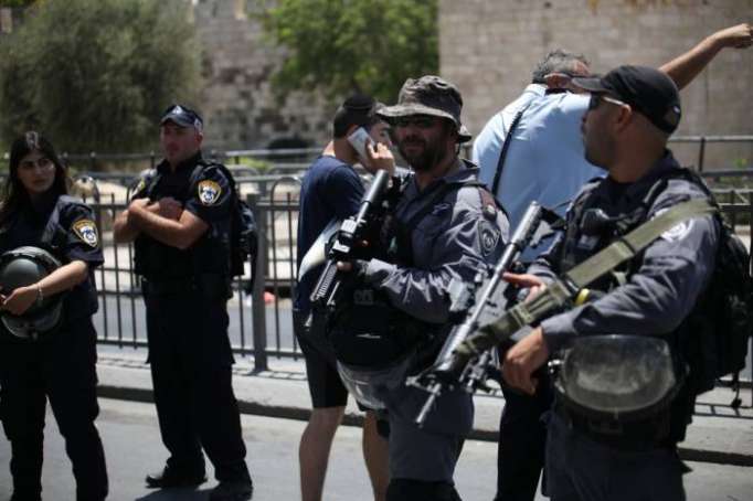 آلاف من عناصر الشرطة الإسرائيلية ينتشرون بالقدس استعدادا لافتتاح السفارة الأمريكية