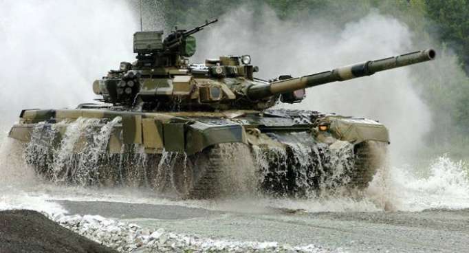 En la India hallan una insólita manera de usar los tanques T-90S