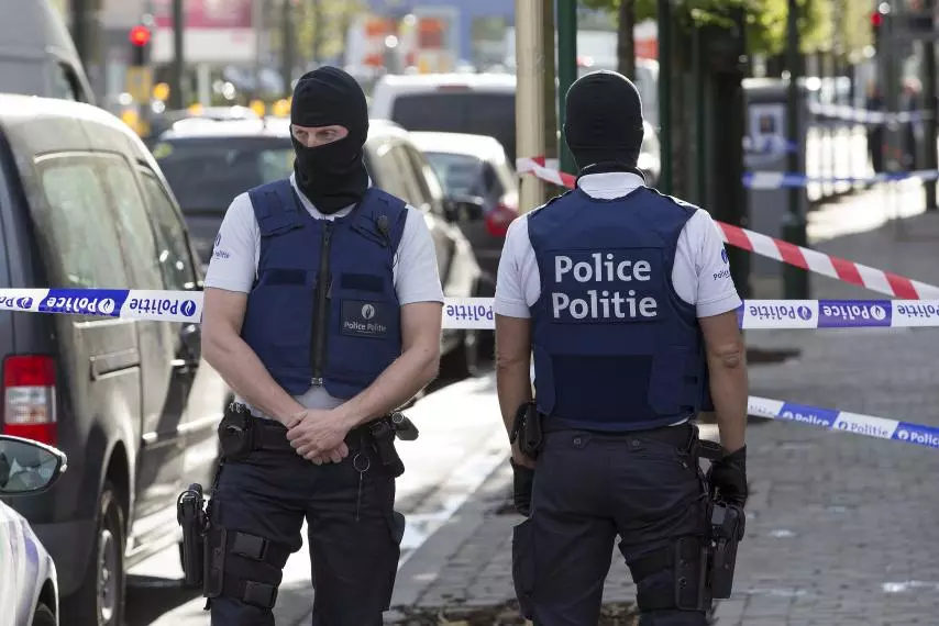 Gunman shoots police in Liege, four dead, police probes attack as terrorist incident - UPDATED