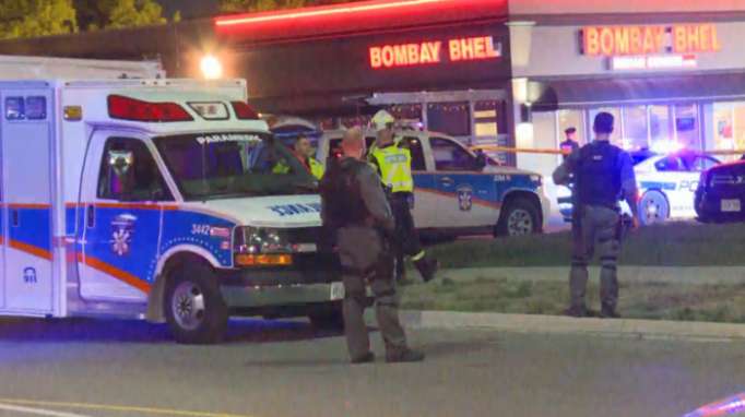 About 15 people injured in blast at restaurant in Canada
 