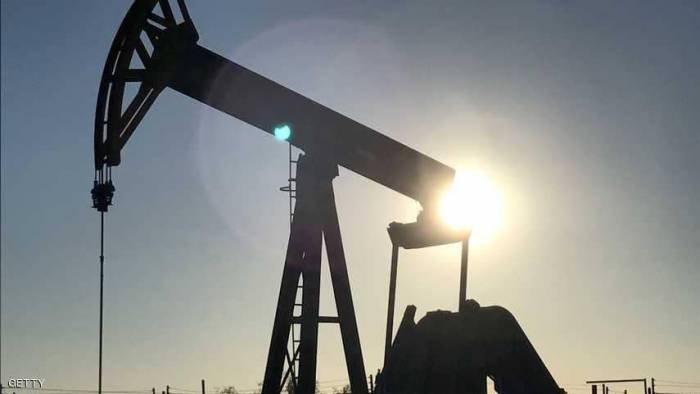 النفط يرتفع.. بفعل تخفيضات أوبك وعقوبات إيران