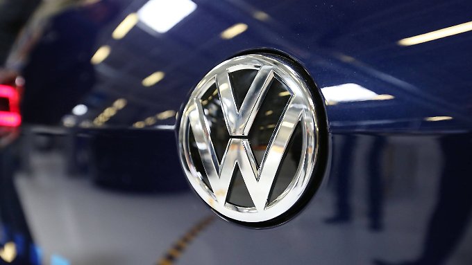 Osterloh kritisiert Doppelarbeit bei VW