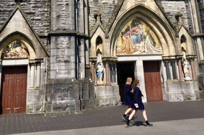 En el epicentro de la Irlanda más católica