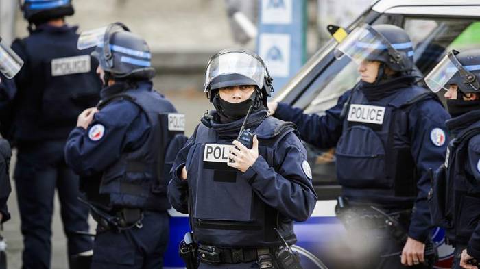 الداخلية الفرنسية تأمر بإخلاء مخيم مهاجرين في باريس