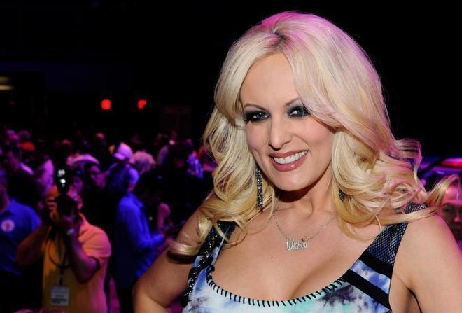 La actriz porno Stormy Daniels vuelve a demandar a Donald Trump