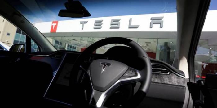 Tesla crée une nouvelle société en Chine