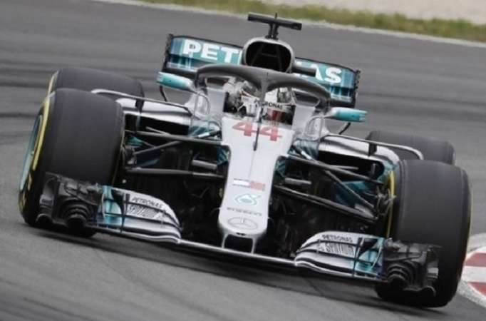 La 74e pole position de Lewis Hamilton