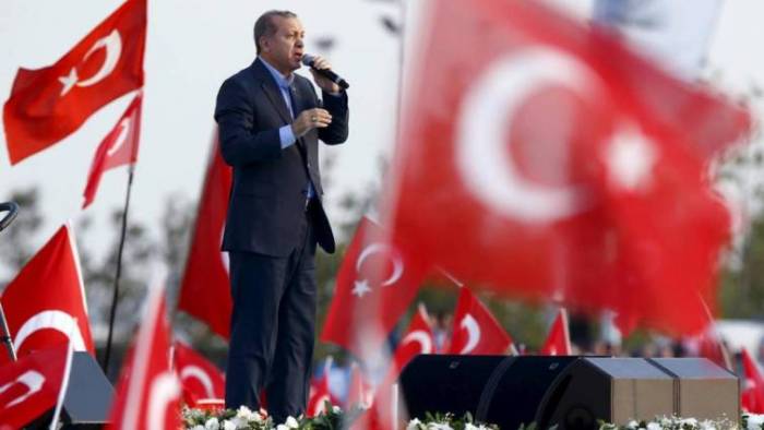 «Turquía ha girado hacia Rusia y Azerbaiyán. Está ahora lejos de los valores occidentales»