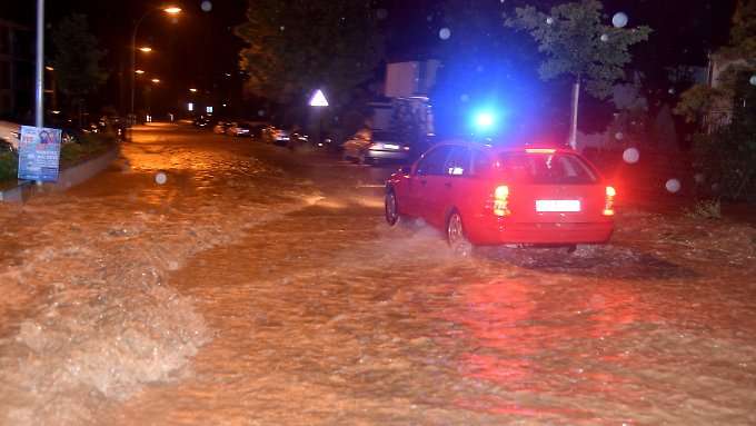 Heftige Unwetter wüten im Westen