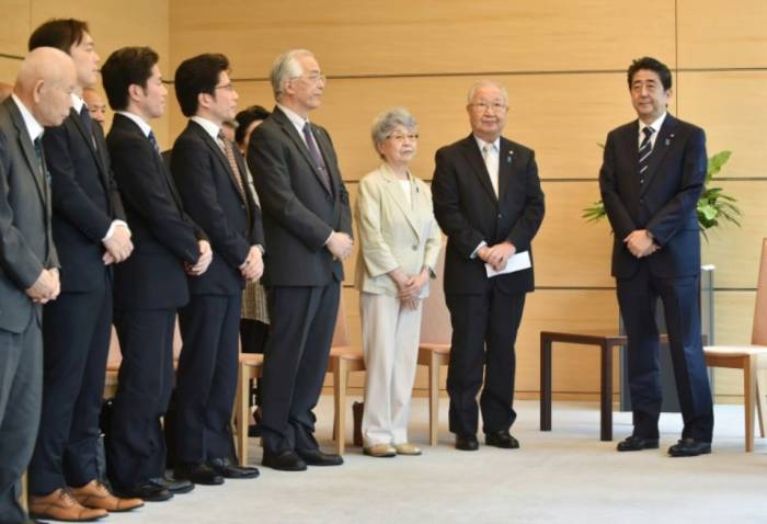 Japon: M. Abe confirme la préparation d