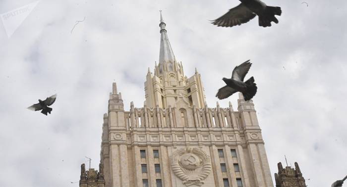الخارجية الروسية: موسكو مستعدة لاستعادة الحوار مع الولايات المتحدة لكن دون فضل من واشنطن