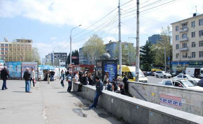 Tbilisi metro shuts as metro drivers go on hunger strike