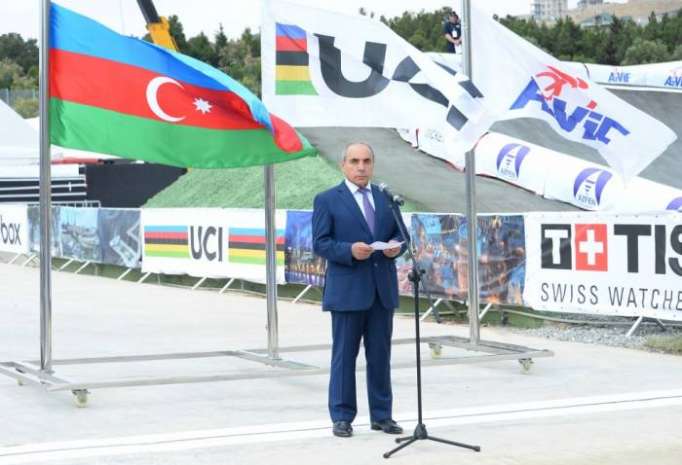 Cérémonie d’ouverture des championnats du monde de BMX à Bakou
