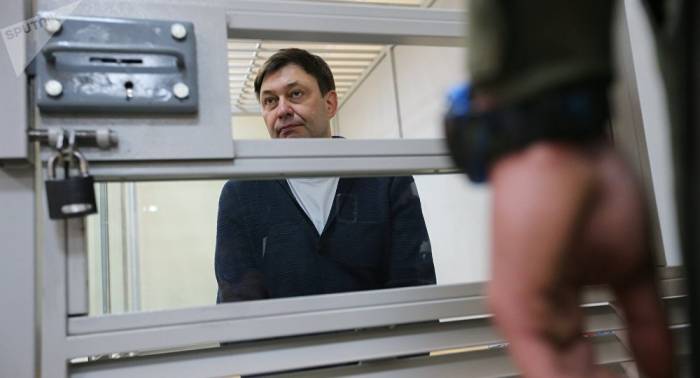 Vishinski remite a Poroshenko carta de renuncia a la nacionalidad ucraniana