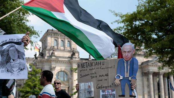 Proteste gegen Netanjahu in Berlin