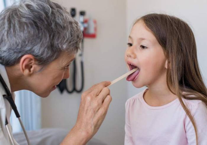 Tonsil removal in childhood 