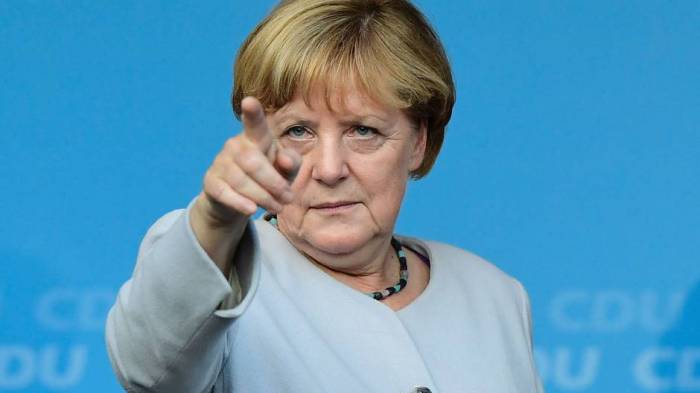 Merkel fordert schnellere Abschiebungen abgelehnter Asylbewerber