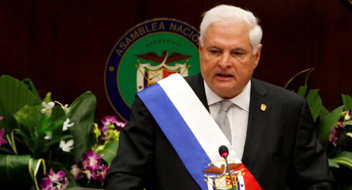 EEUU extradita a Panamá a expresidente Martinelli