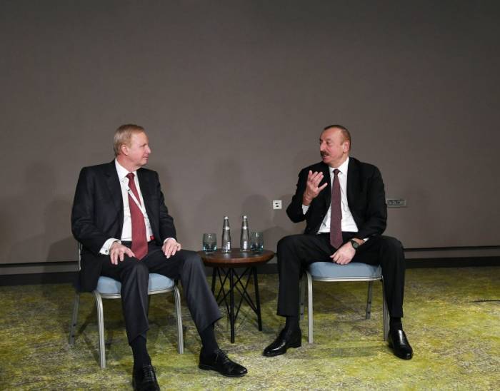 Ilham Aliyev a reçu le PDG de BP à Eskisehir