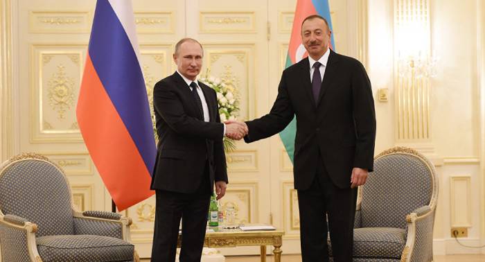 Ilham Aliyev se reúne con Putin