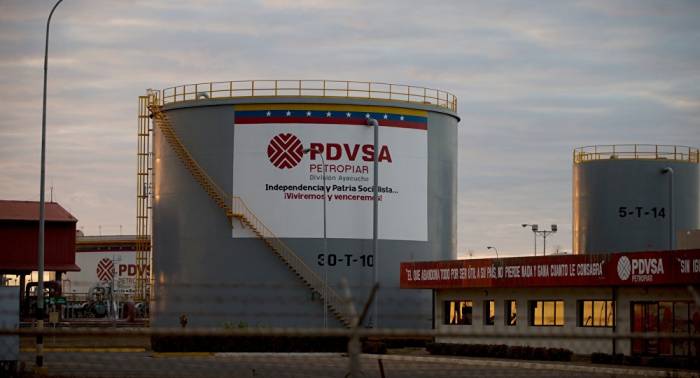 Venezuela busca empezar a refinar petróleo extranjero