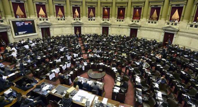 Cámara de Diputados de Argentina aprueba proyecto de despenalización del aborto