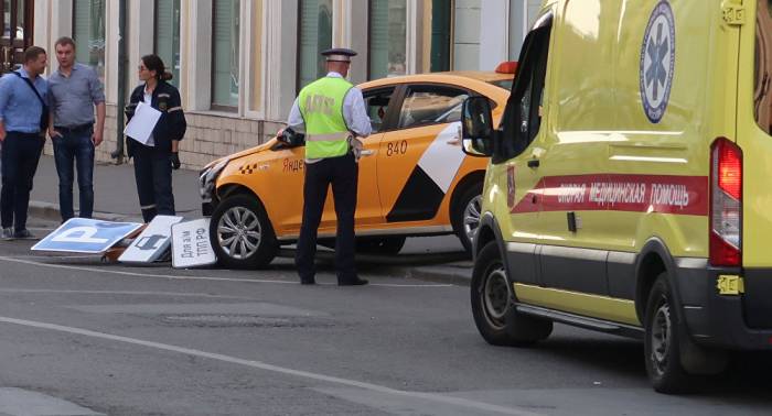 Dos mexicanas heridas en el centro de Moscú tras ser atropelladas por un taxi