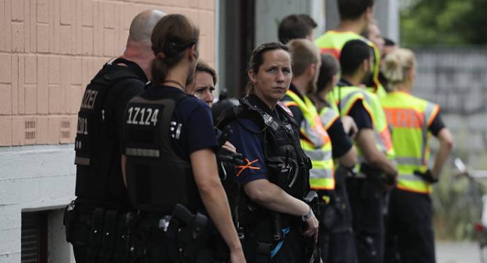 „Bedrohungslage“ an Berliner Berufsschule: Wollte Mann mit Messer Schüler verletzen?