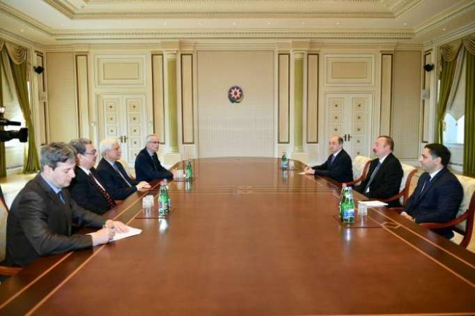 El presidente Ilham Aliyev acogió al ministro de Justicia de Argelia