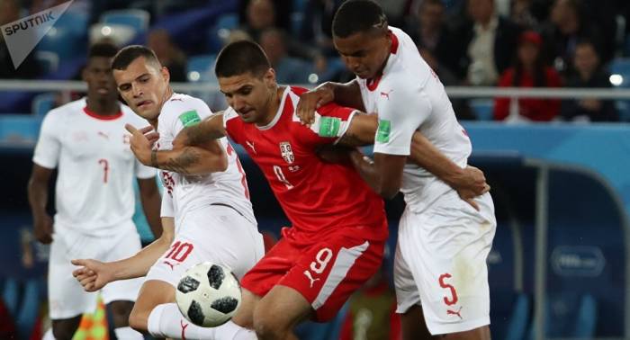 Serbia formulará una queja sobre el arbitraje en el partido ante Suiza