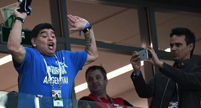 Los médicos cuentan sobre la asistencia a Maradona después del partido Argentina-Nigeria
